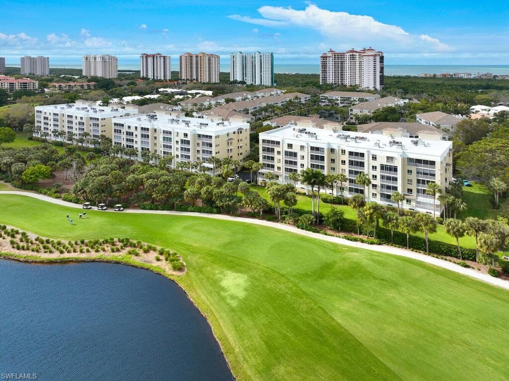7655 Pebble Creek CIR 404 NAPLES, FL 34108