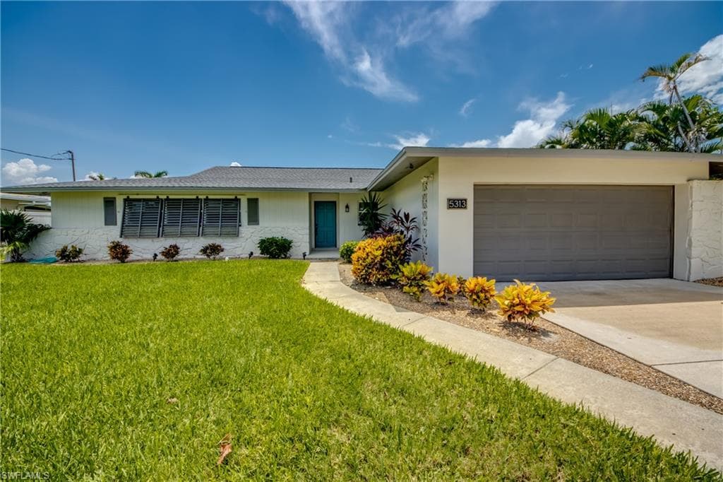 5313 Cocoa CT CAPE CORAL, FL 33904