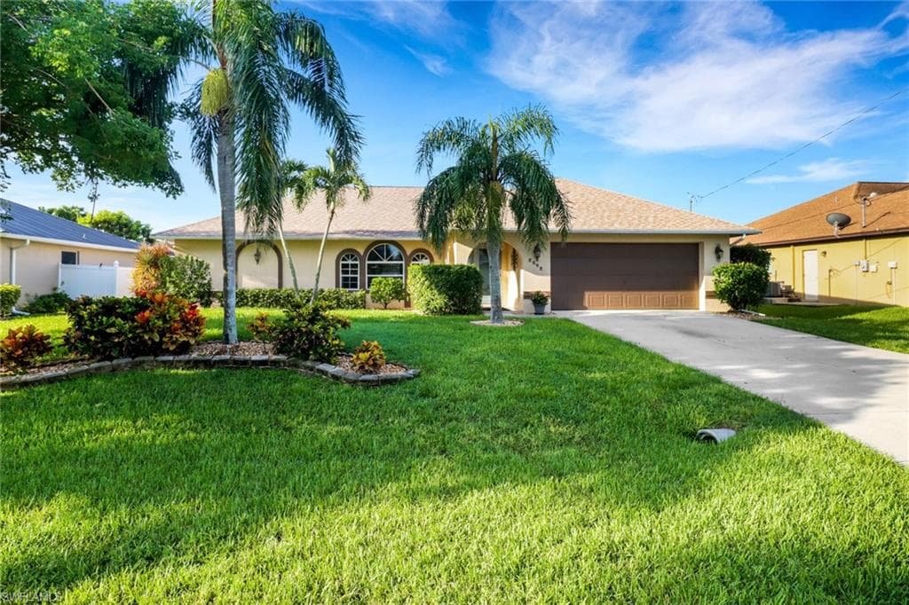 2542 SW 37th ST CAPE CORAL, FL 33914