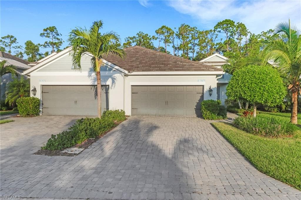 11671 Solano DR FORT MYERS, FL 33966