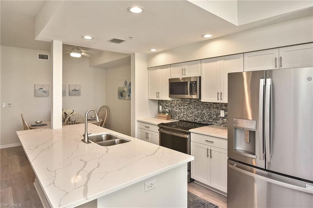 8096 Queen Palm LN 226 FORT MYERS, FL 33966