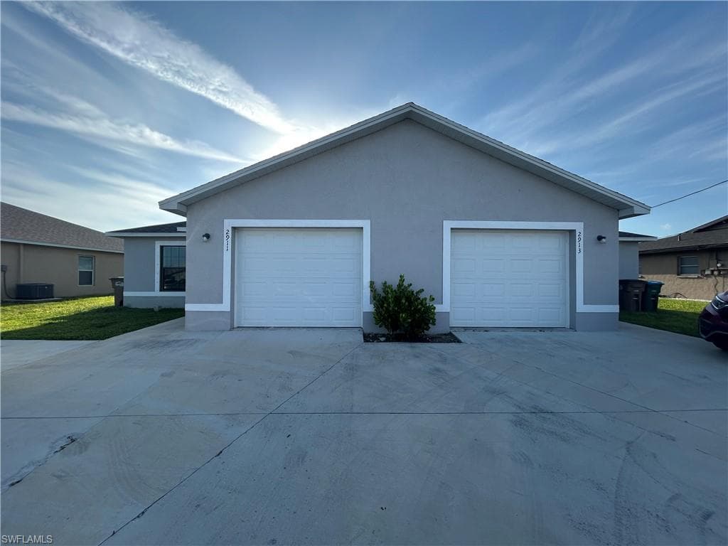 2913 Santa Barbara BLVD 2911 CAPE CORAL, FL 33914