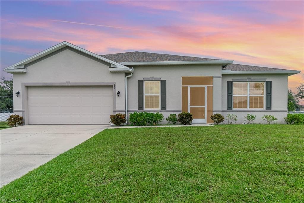 211 NW 4th ST CAPE CORAL, FL 33993