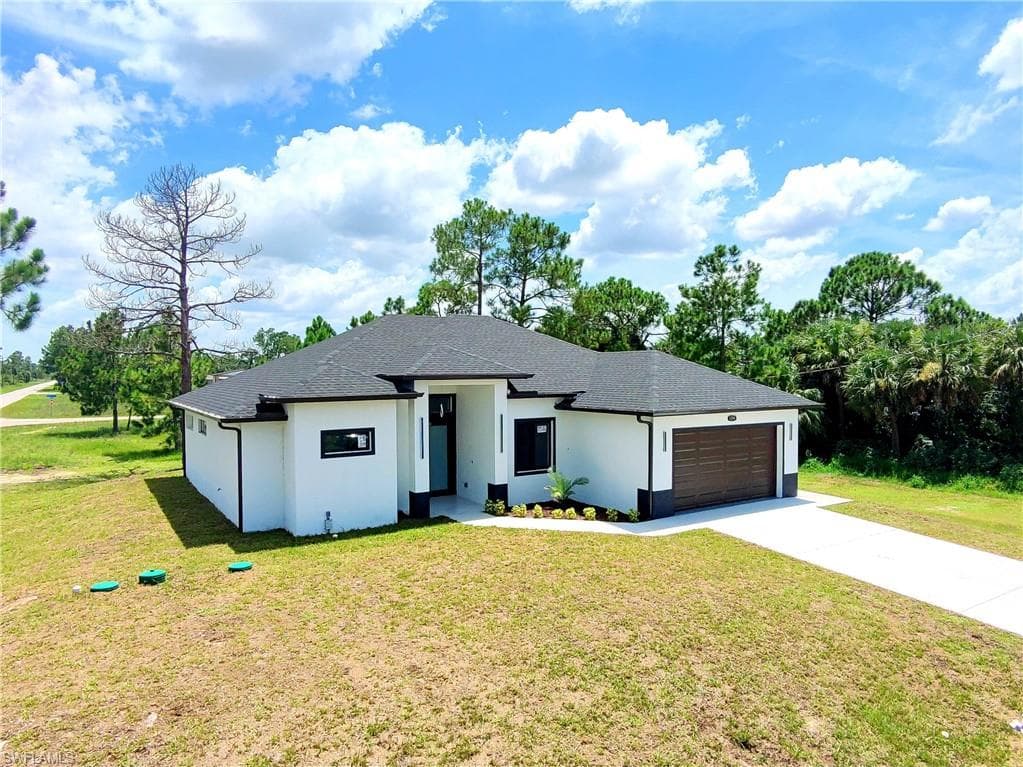 1254 Ellipse ST E LEHIGH ACRES, FL 33974
