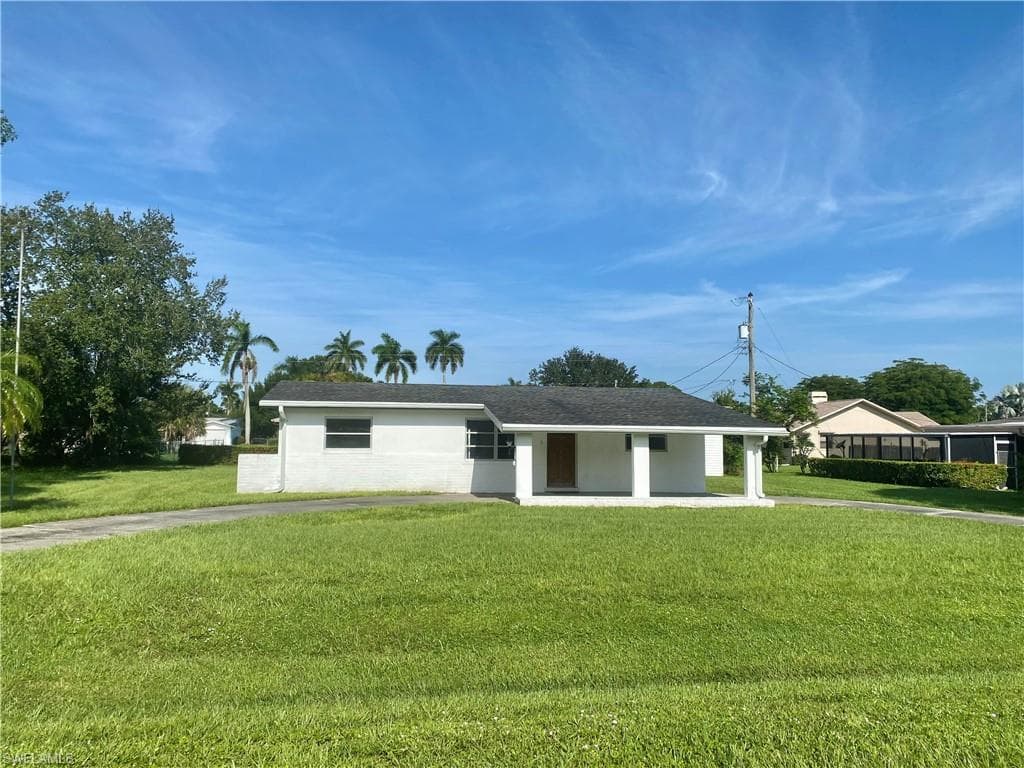 235 Maine AVE FORT MYERS, FL 33905