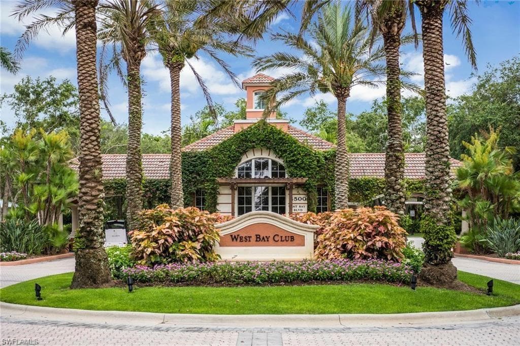 20411 Chapel TRCE ESTERO, FL 33928