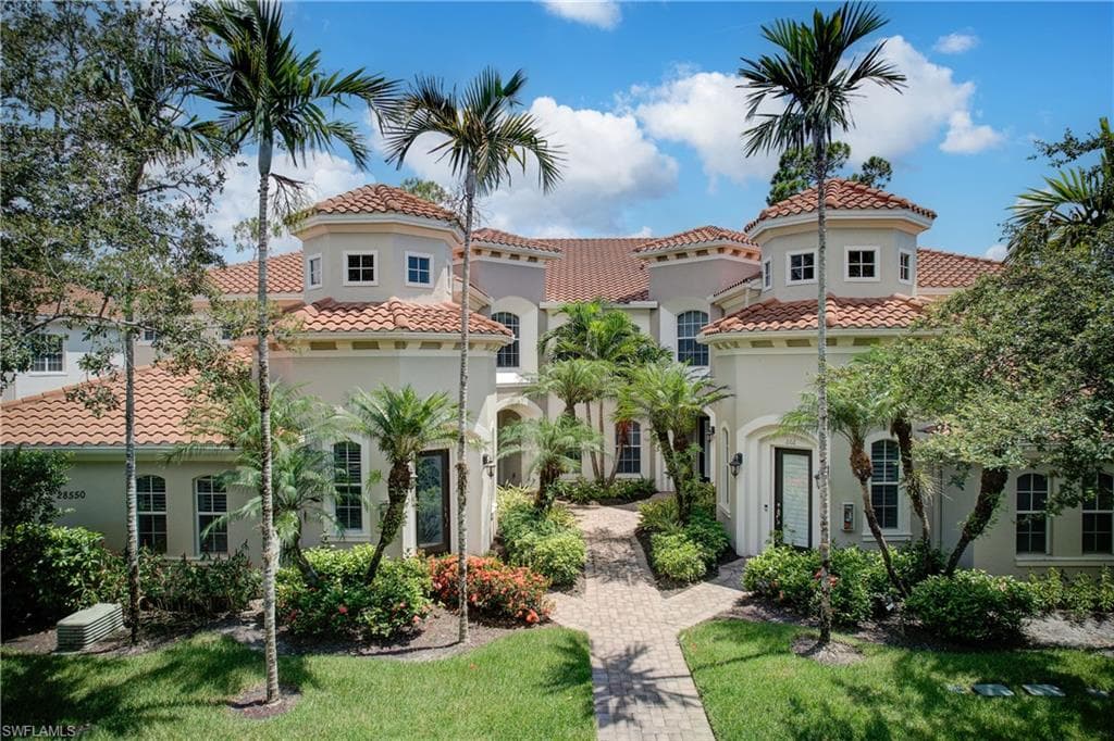 28550 Altessa WAY 201 BONITA SPRINGS, FL 34135