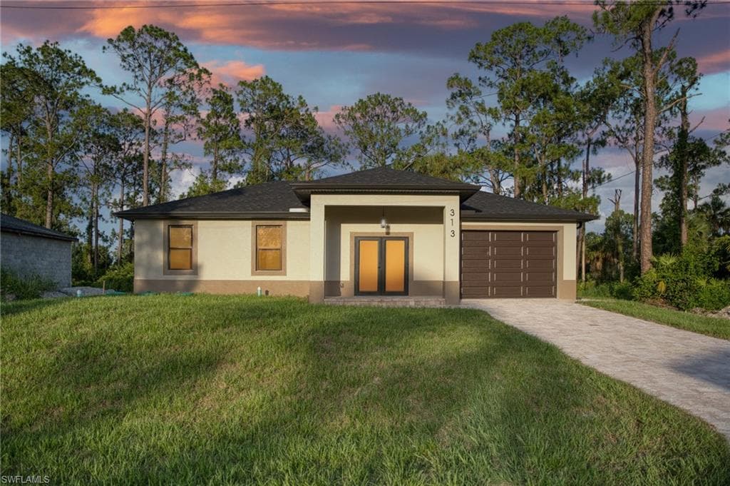 313 Mangonia AVE LEHIGH ACRES, FL 33974