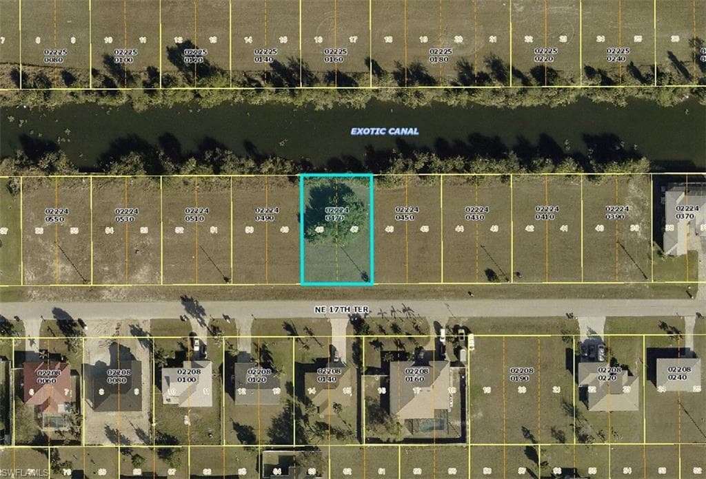 1711 NE 17th TER CAPE CORAL, FL 33909