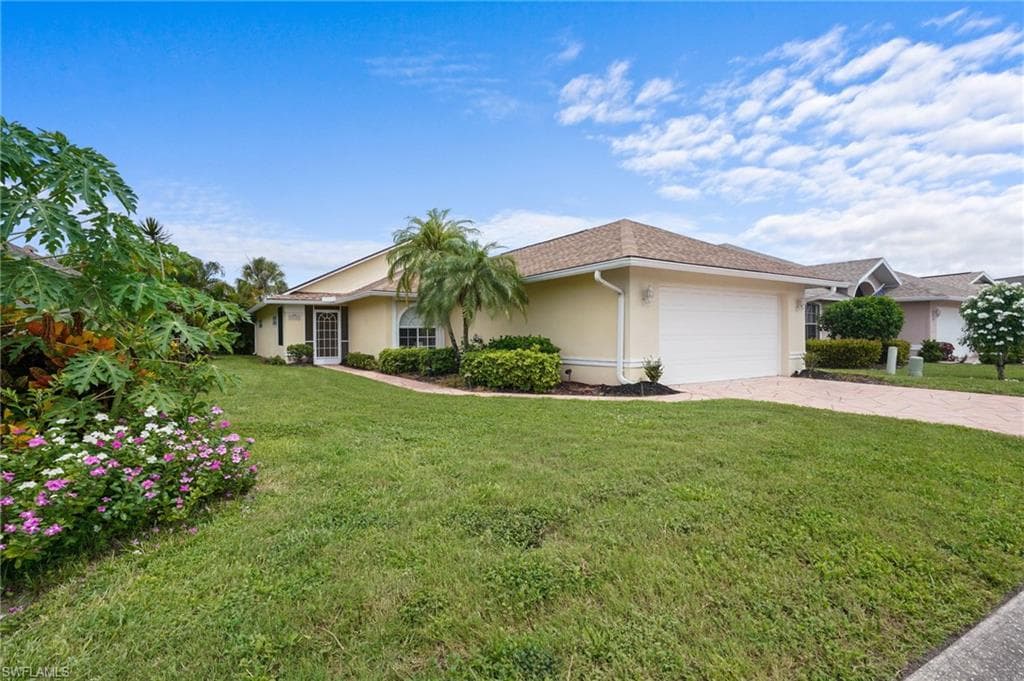 13421 Wild Cotton CT NORTH FORT MYERS, FL 33903
