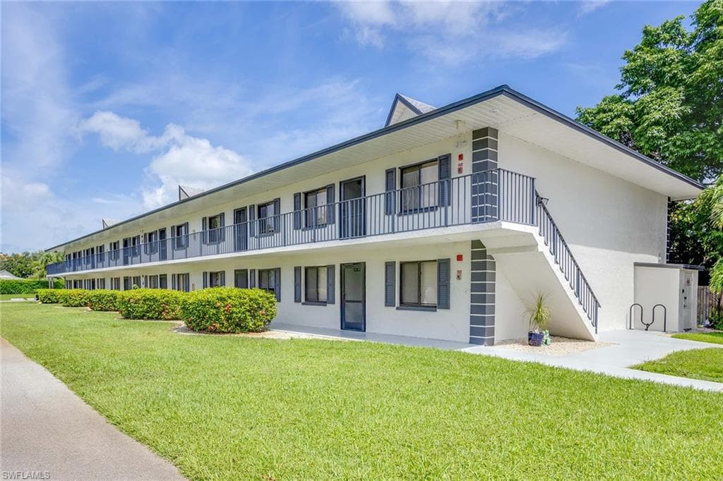 1101 Rosemary CT A205 NAPLES, FL 34103