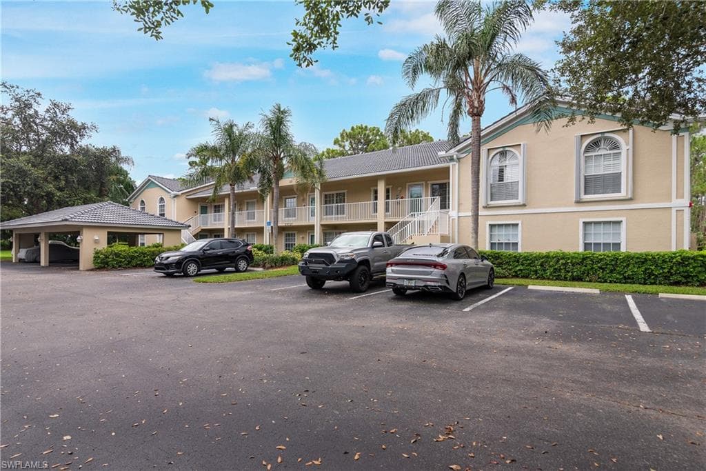 25727 Lake Amelia WAY 105 BONITA SPRINGS, FL 34135