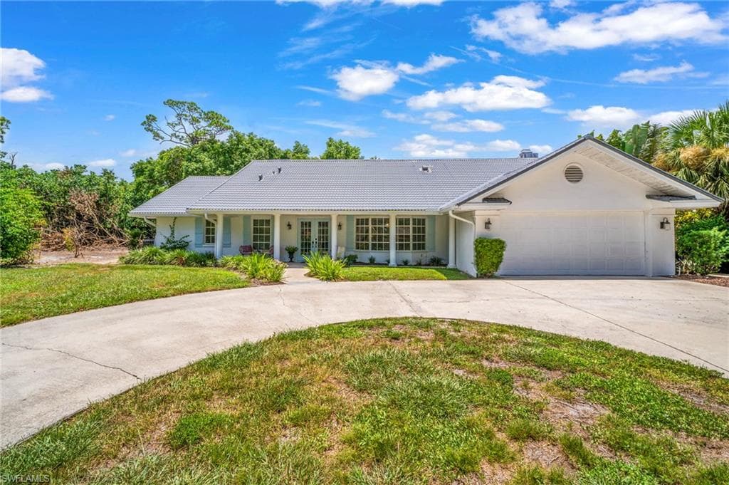 822 Buttonbush LN NAPLES, FL 34108