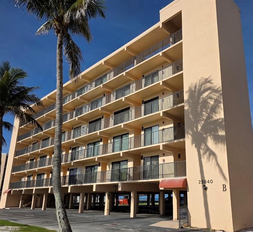 25840 Hickory BLVD 401 BONITA SPRINGS, FL 34134
