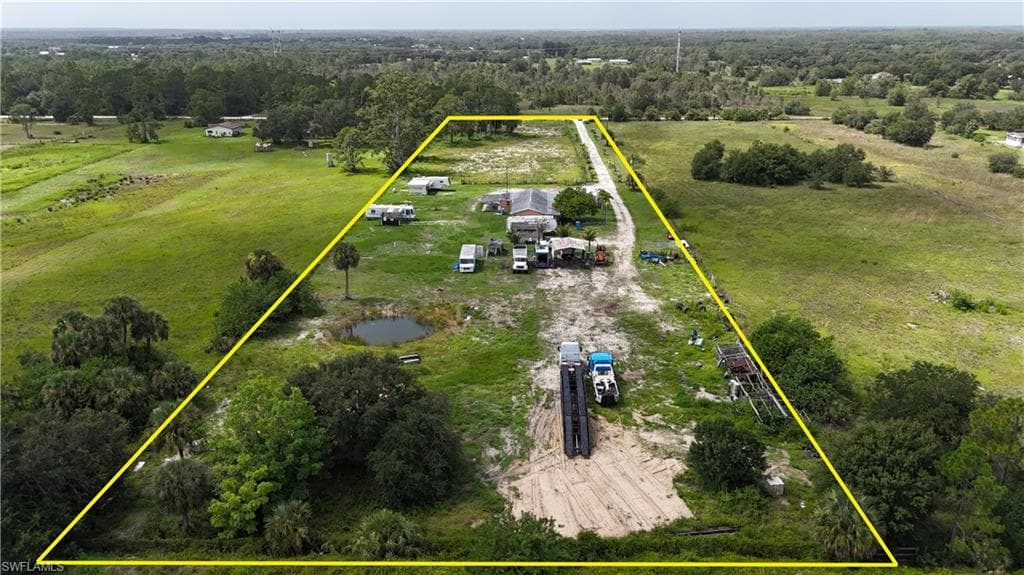 23435 Carolyn LN FORT MYERS, FL 33913