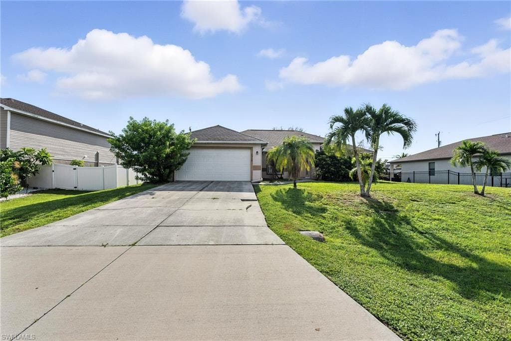1010 10th PL CAPE CORAL, FL 33991