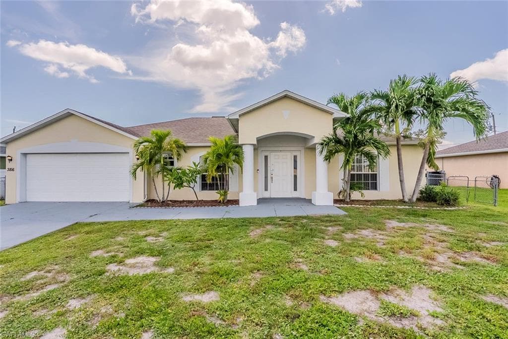 3816 8th PL CAPE CORAL, FL 33914