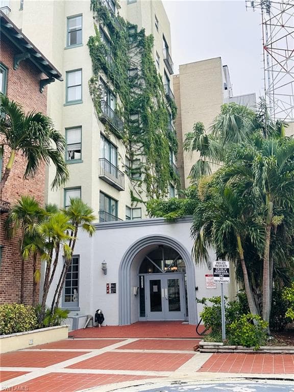 2310 First ST 204 FORT MYERS, FL 33901