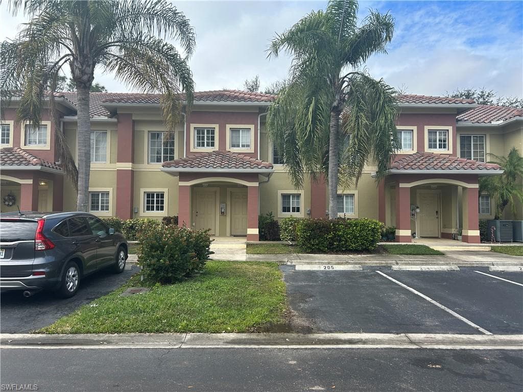 9410 Ivy Brook RUN 206 FORT MYERS, FL 33913