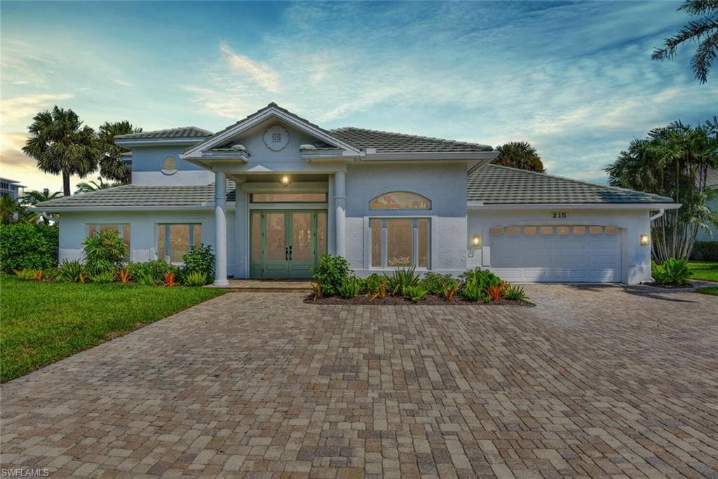 215 Mooring Line DR NAPLES, FL 34102