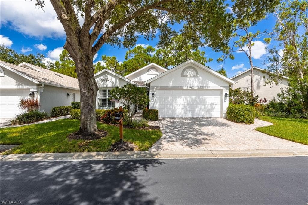 25190 Fairway Dunes CT BONITA SPRINGS, FL 34135