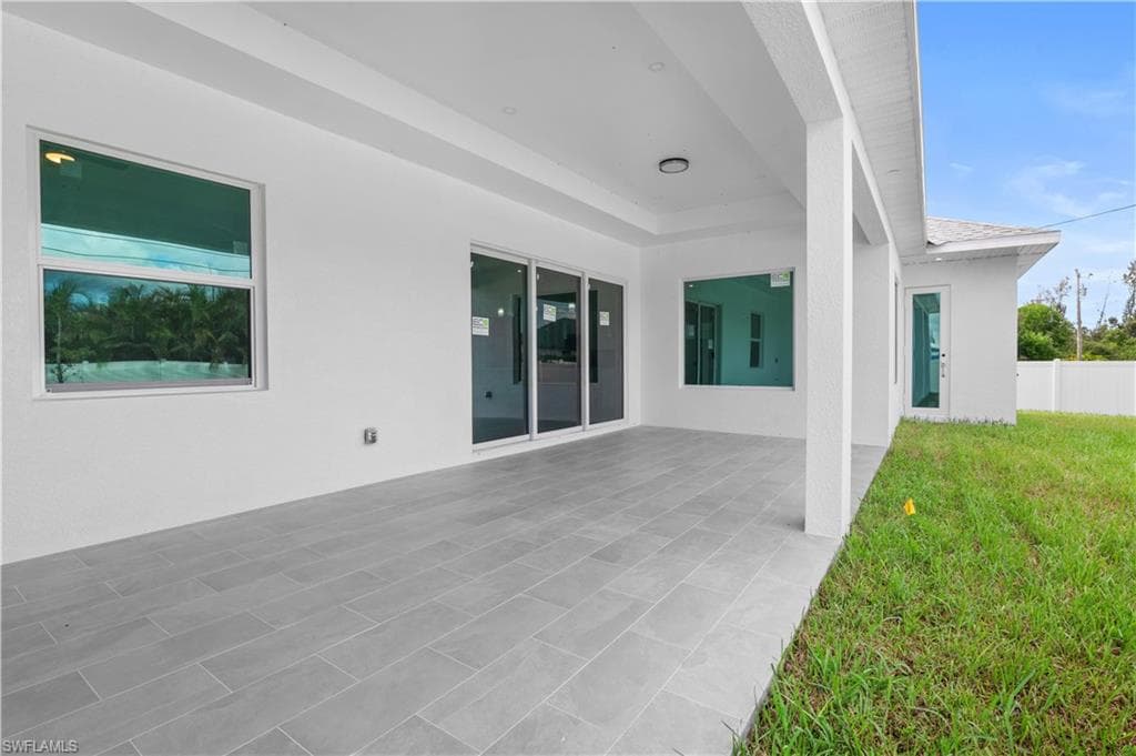 502 SW 28th AVE CAPE CORAL, FL 33991