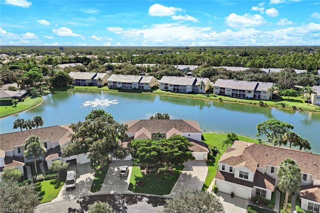 9630 Village View BLVD 202 BONITA SPRINGS, FL 34135