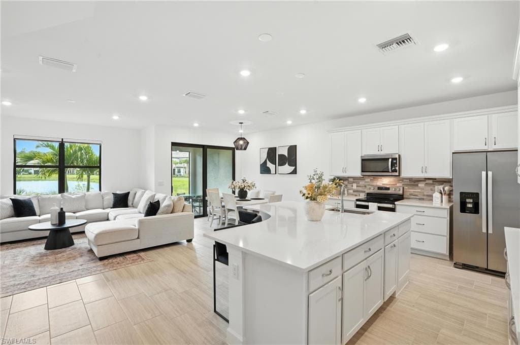 4349 SONOMA OAKS CIR NAPLES, FL 34119