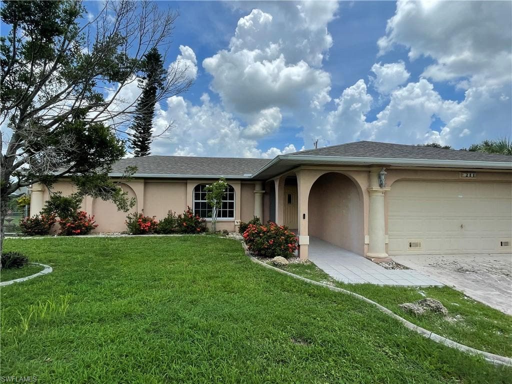 211 NE 7th PL CAPE CORAL, FL 33909