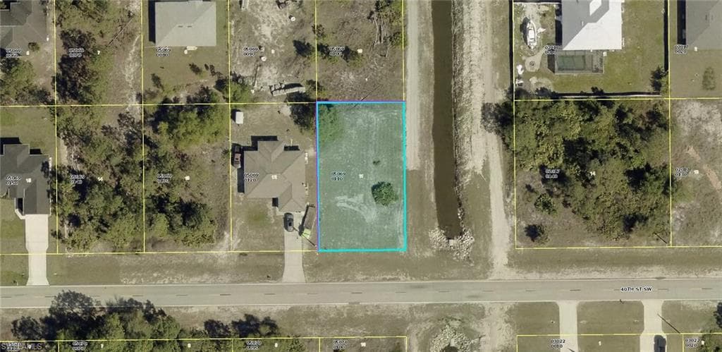 3700 40th ST SW LEHIGH ACRES, FL 33976