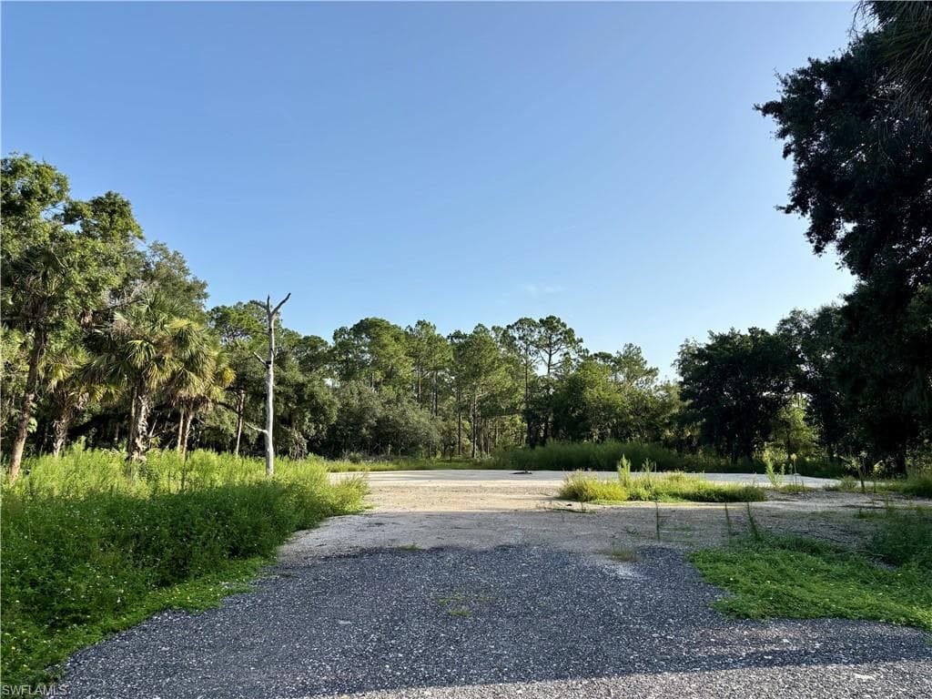 415 Perimeter RD CLEWISTON, FL 33440