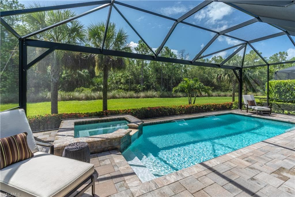 6870 Winding Cypress DR NAPLES, FL 34114