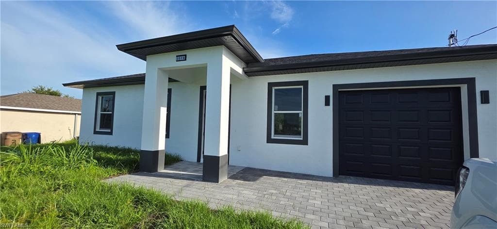 3516 23RD ST SW LEHIGH ACRES, FL 33976