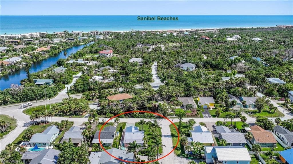 1657 Atlanta Plaza DR SANIBEL, FL 33957
