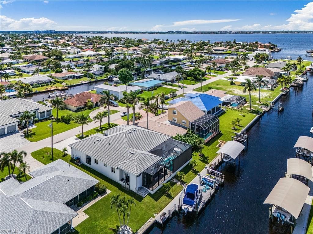 5338 Colonade CT CAPE CORAL, FL 33904
