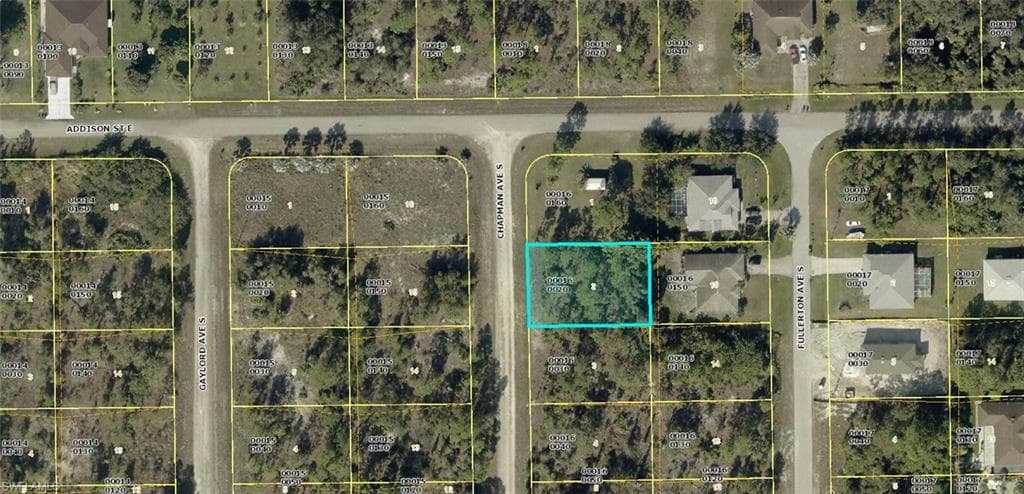 711 Chapman AVE S LEHIGH ACRES, FL 33974