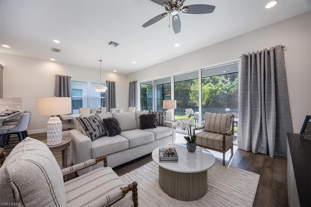 12452 Violet LN NAPLES, FL 34120