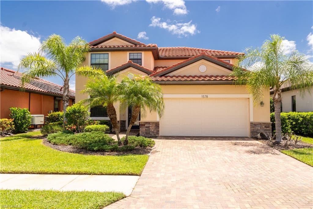 1578 Parnell CT NAPLES, FL 34113