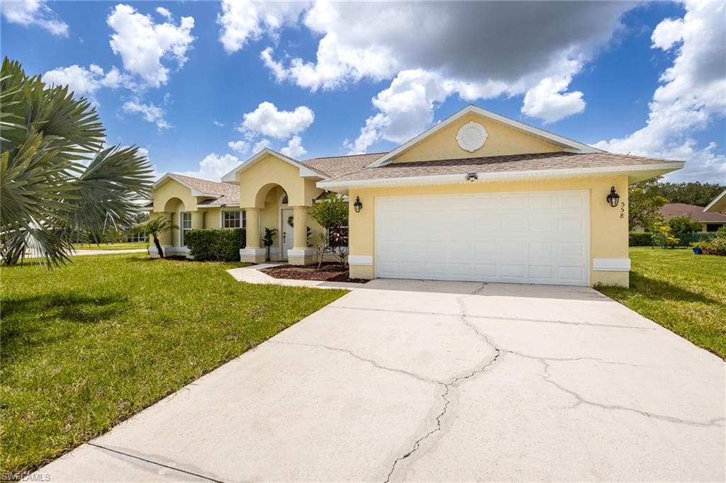 558 Charwood AVE S LEHIGH ACRES, FL 33974
