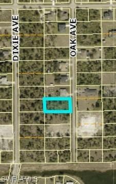 809 OAK AVE LEHIGH ACRES, FL 33972