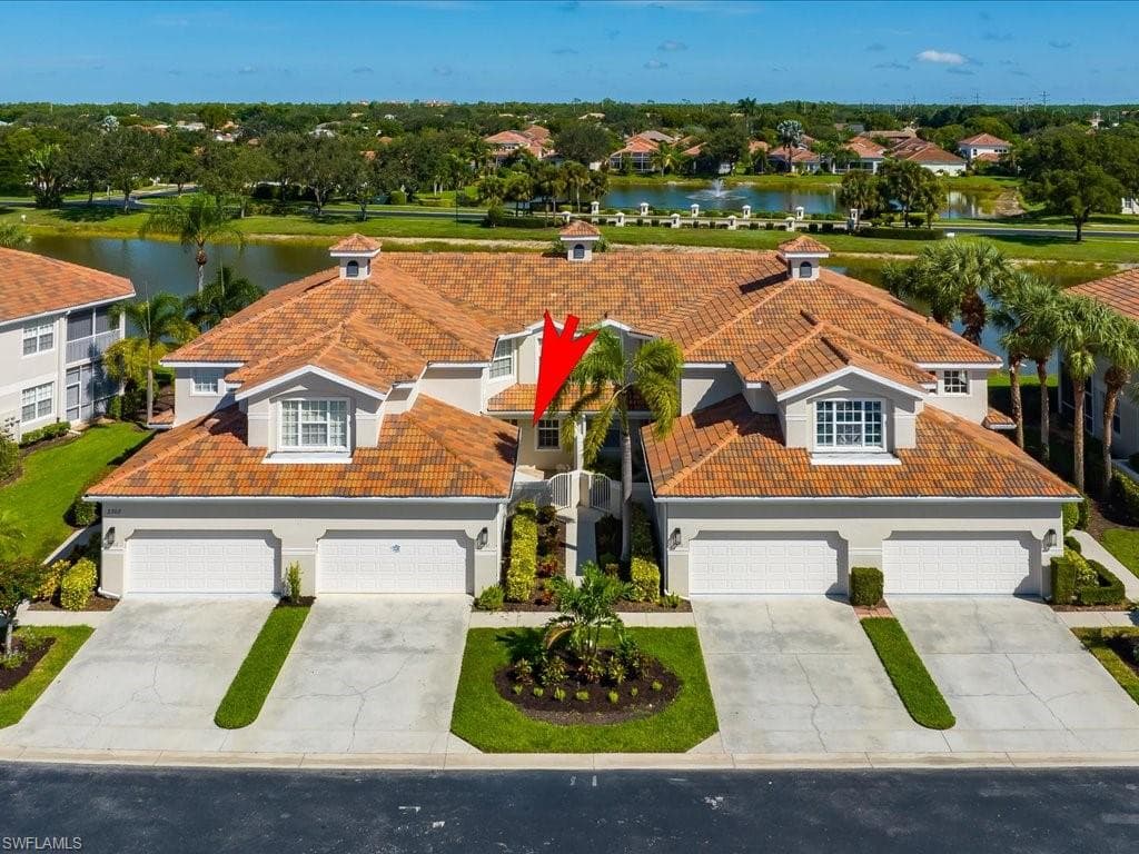 3302 Twilight LN 6301 NAPLES, FL 34109