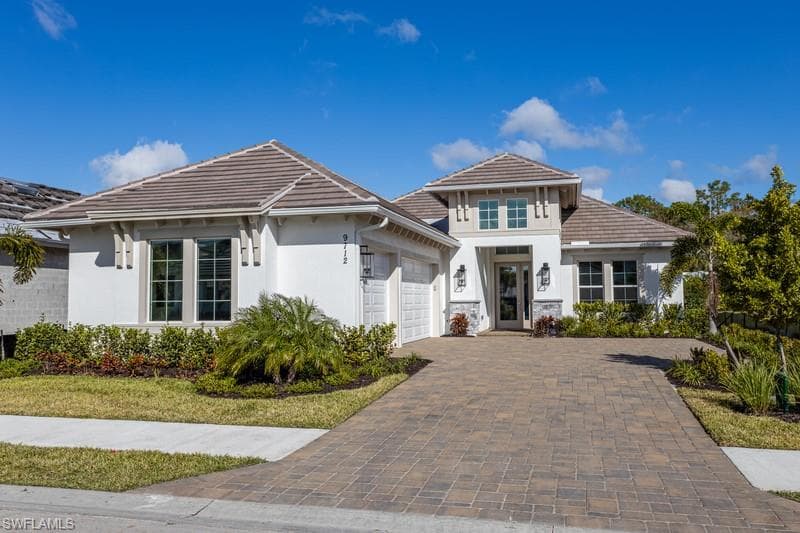 9712 MOONFLOWER LN NAPLES, FL 34114