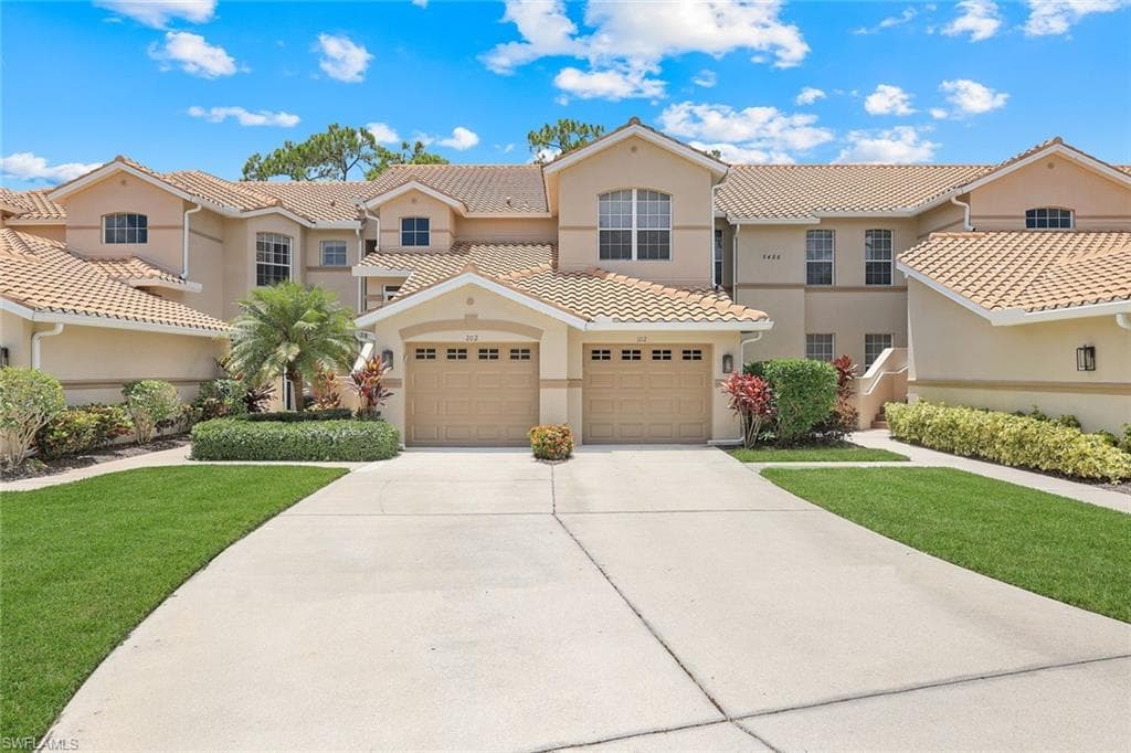 8488 Radcliffe TER 102 NAPLES, FL 34120