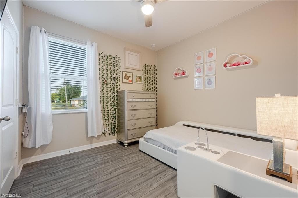 101 SE 44th TER CAPE CORAL, FL 33904