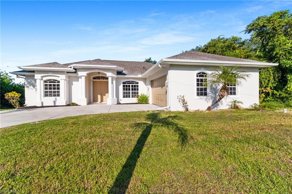 2069 Capel ST PORT CHARLOTTE, FL 33953