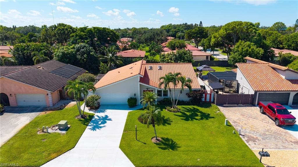 27451 Pelican Ridge CIR BONITA SPRINGS, FL 34135