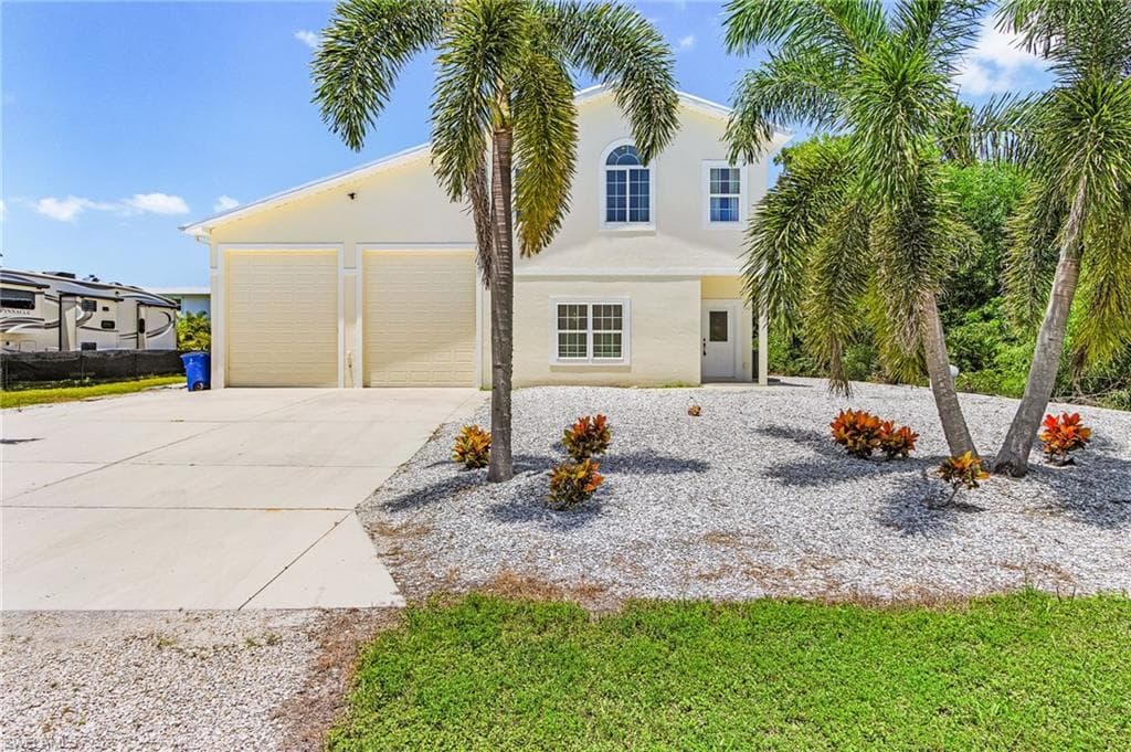 3810 Myers LN ST. JAMES CITY, FL 33956