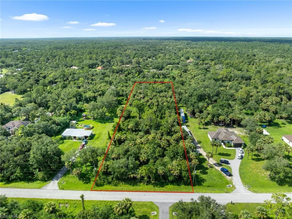 26th Ave SE off Everlades Blvd S NAPLES, FL 34117