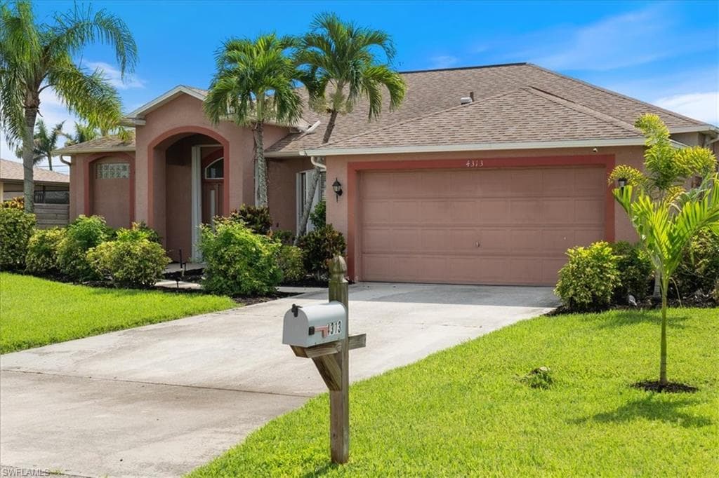 4313 SW 1st PL CAPE CORAL, FL 33914