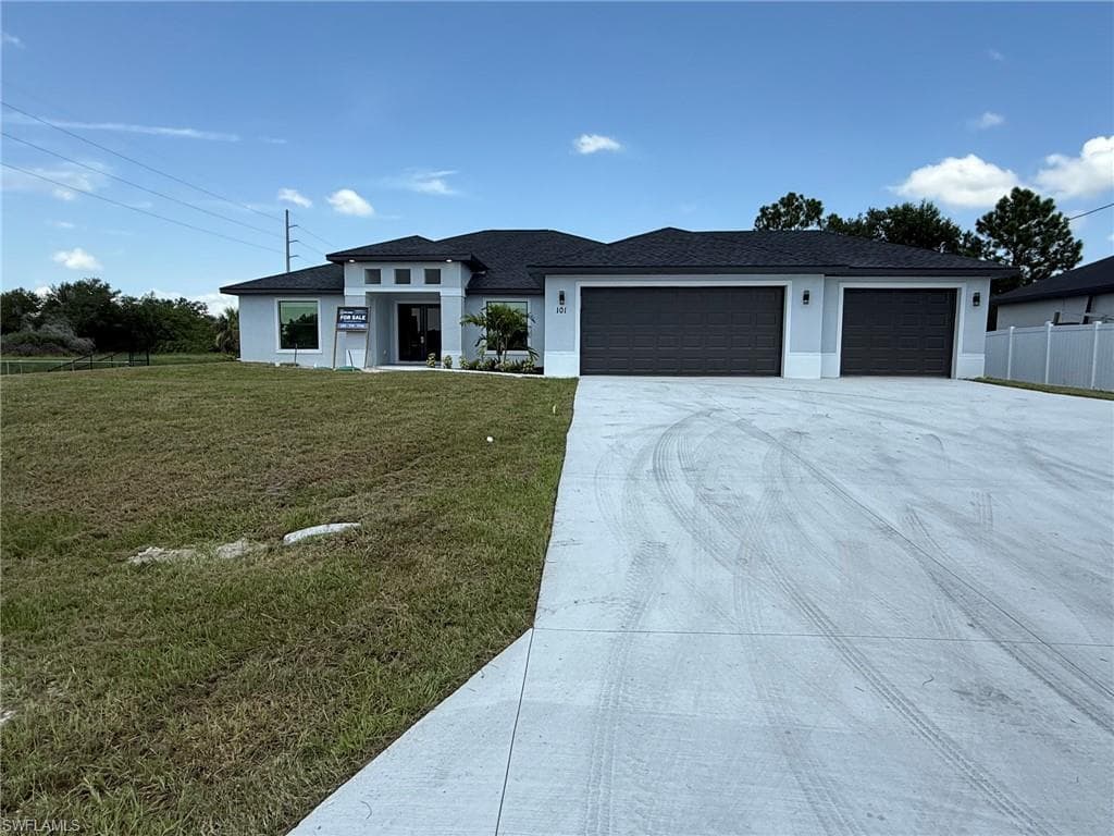 101 Sara AVE N LEHIGH ACRES, FL 33971